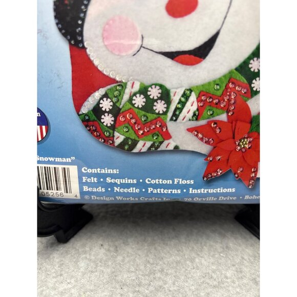 Design Works Poinsettia Snowman Felt Stocking Kit 18" Beads/Floss/Needle/Pattern - Picture 8 of 12
